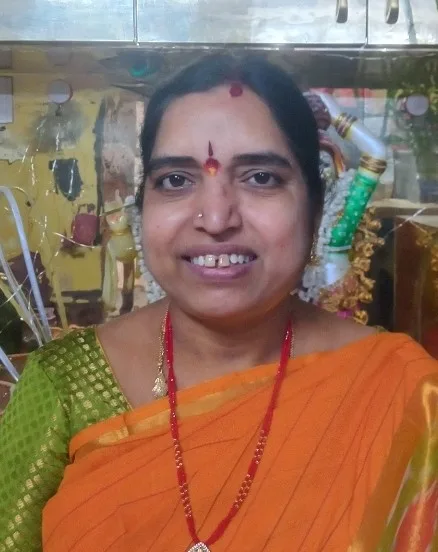 మట్టివాసనలో మానవత్వం… మంజుల కవిత్వ గాథ